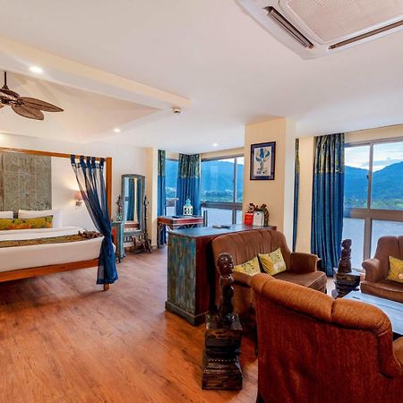 Ganga Kinare- A Riverside Boutique Resort, Ришикеш Экстерьер фото