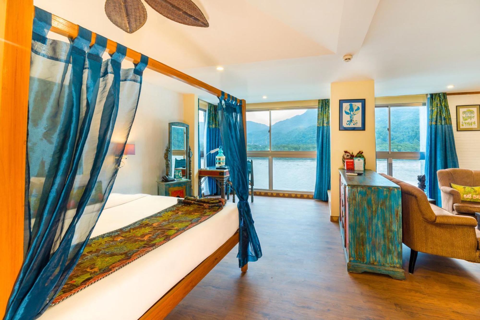 Ganga Kinare- A Riverside Boutique Resort, Ришикеш Экстерьер фото